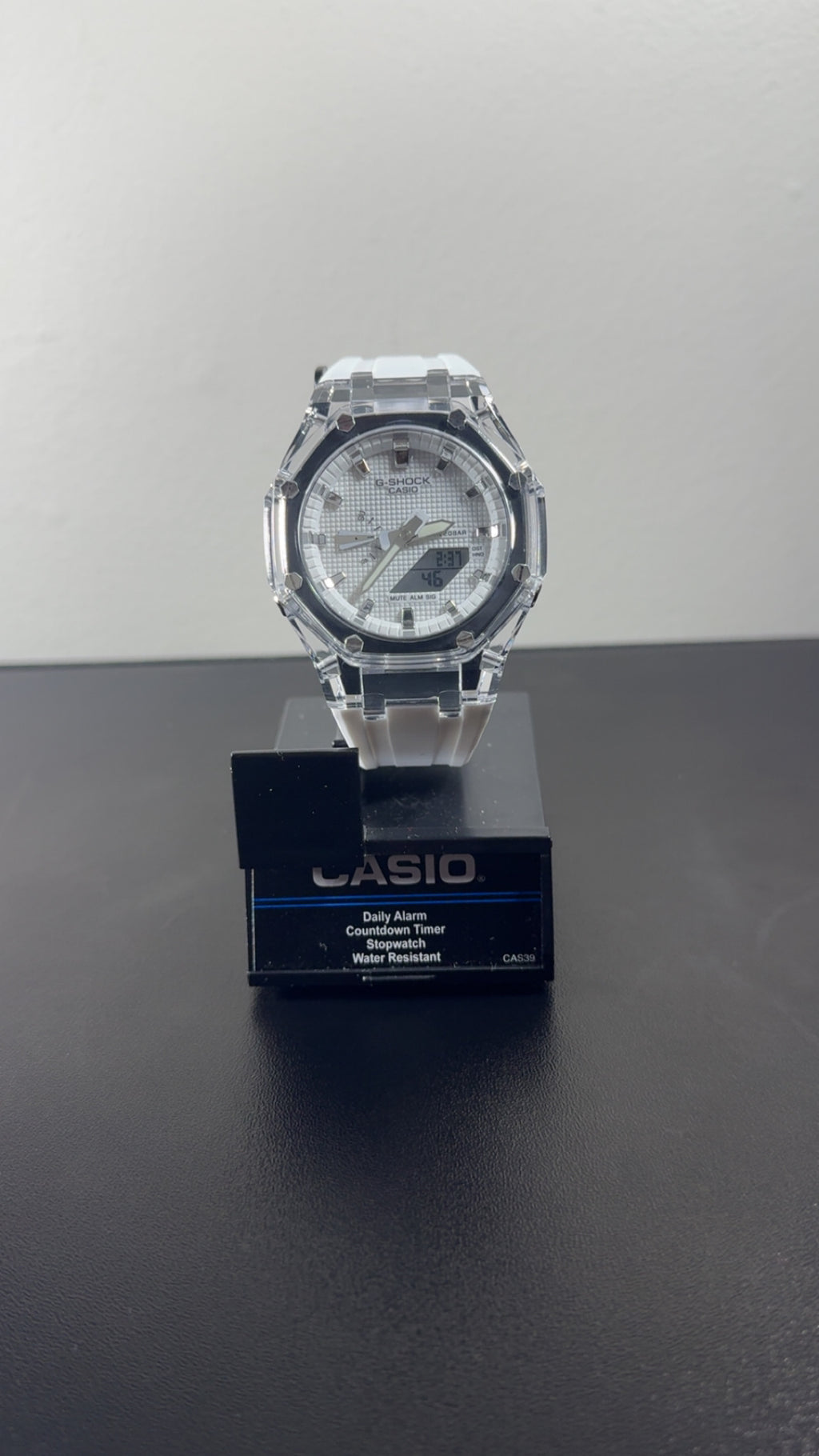 White w clear bezel