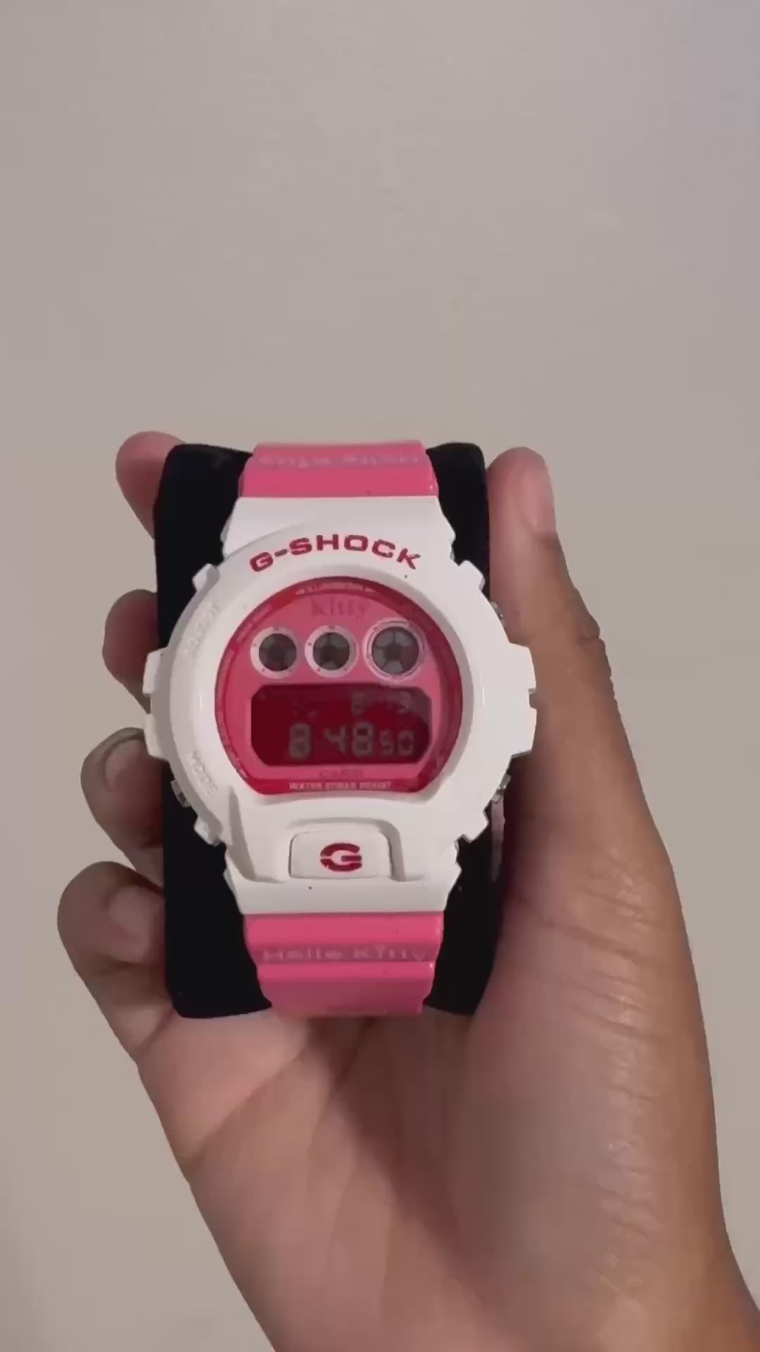 🎀 Hello Kitty DW-6900 G-Shock